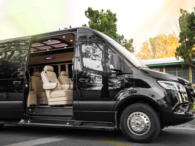 SLC-mercedes-jet-sprinter-eiffel-tower-paris-louvre-museum-notre-dame-cathedral-champs-elysees-montmartre-palace-of-versailles-arc-triomphe-starr-luxury-cars-comfort-great-prices